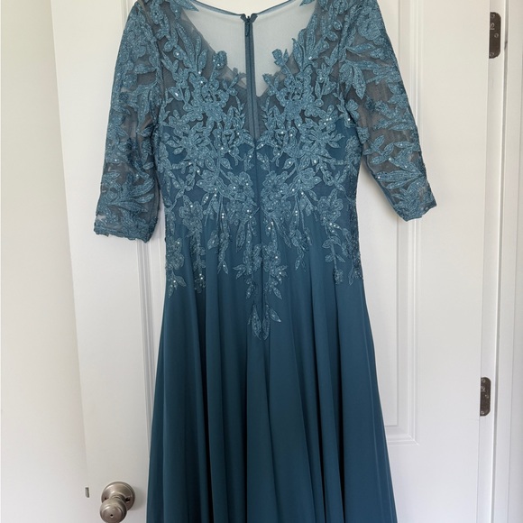 JJs House Teal Lace Long Sleeve Dress - Picture 5 of 7